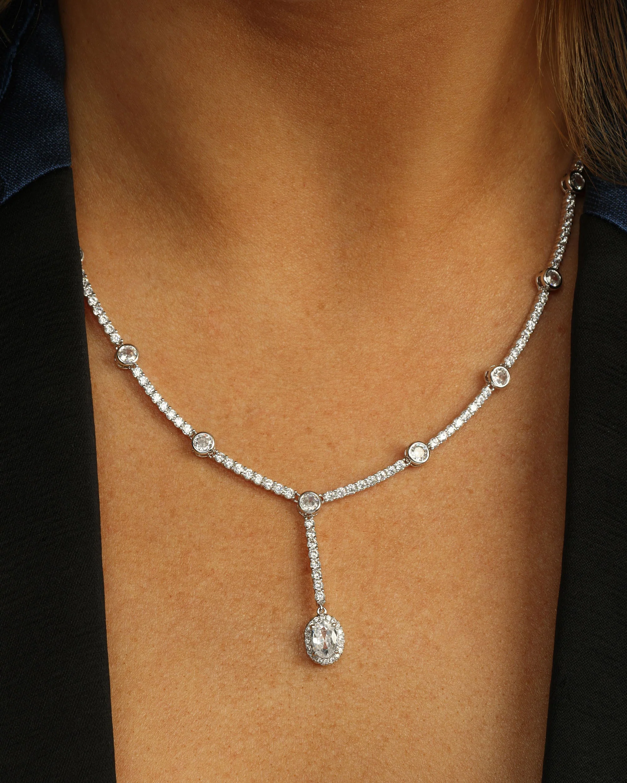 She's an Icon Lariat Necklace 18" - Silver|White Diamondettes - Image 4